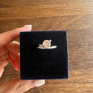 Cubic Zirconia Alloy Ring